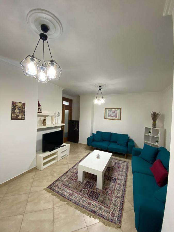Chlo Apartment 3 地拉那 外观 照片