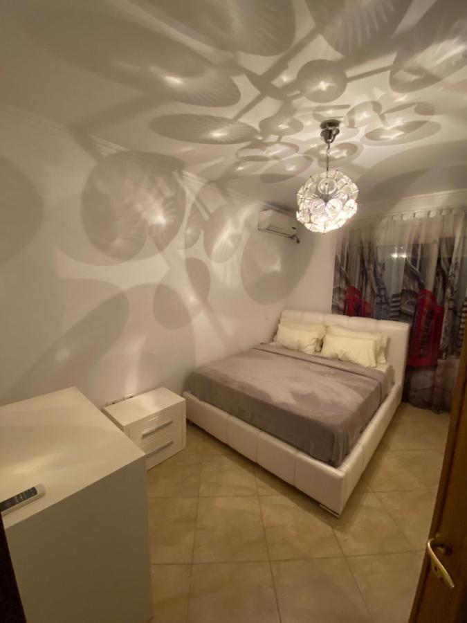 Chlo Apartment 3 地拉那 外观 照片