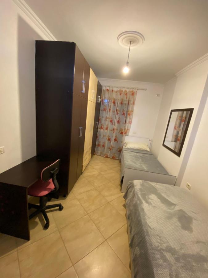 Chlo Apartment 3 地拉那 外观 照片